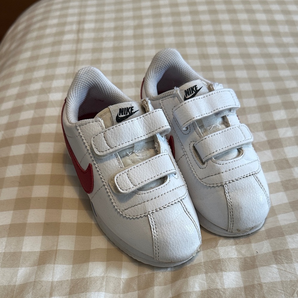 Nike Cortez 9C Toddler Velcro White and Red Sneakers Clean